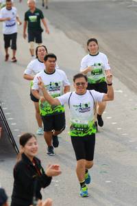 BIB: 2818
                            <button type="button" onclick="openModal(3554815)" class="btn btn-primary btn-sm float-right btn-popup" data-toggle="modal" data-target=".modal-high-quality">
                        <i class="fas fa-shopping-cart"></i> Add to Cart
                    </button>
                                            <button type="button" onclick="isThisMe(3554815, true)" class="btn btn-success btn-sm float-right btn-popup btn-isme hidden" data-toggle="tooltip" data-placement="bottom" title="นี่คือรูปของคุณใช่ไหม คลิกที่นี่เพื่อเอาเข้าอัลบั้ม">
                        <i class="fas fa-plus"></i> Add to album
                    </button>
                    <button type="button" onclick="isThisMe(3554815, false)" class="btn btn-warning btn-sm float-right btn-popup btn-isnotme hidden">
                        <i class="fas fa-ban"></i> Remove from album
                    </button>